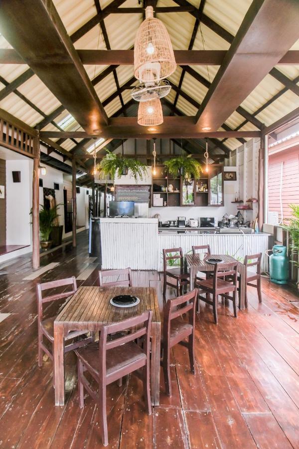 Boho Hostel Koh Lanta Exterior photo